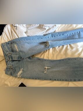 Levi's 501 Light Blue Denim Jeans